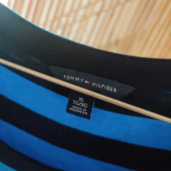 Tommy Hilfiger Short Sleeve Maxi Dress - Picture 3 of 3